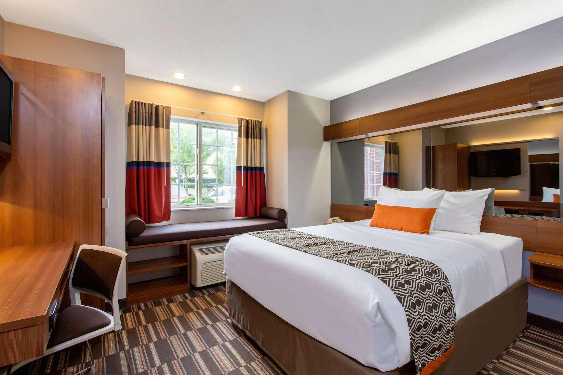 Microtel Inn & Suites By Wyndham Philadelphia Airport Bagian luar foto